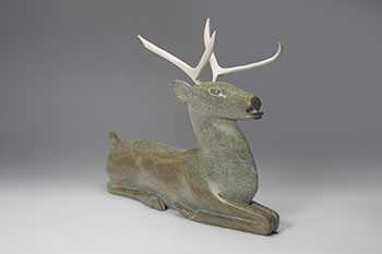Resting Caribou by Osuitok Ipeelee vendu pour $3,750
