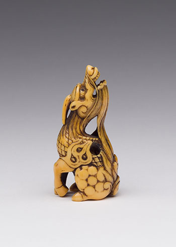 A Well-Carved Japanese Ivory Netsuke of a Kirin, Edo Period, 18th to 19th Century by  Japanese Art vendu pour $6,250