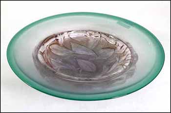 Glass Dish (03079/2013-2872) by Andrew Kuntz vendu pour $281