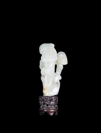 A Chinese White Jade Carved Lingzhi Fungus Group, 19th Century par  Chinese Art