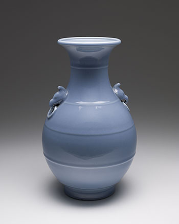 A Chinese Sky Blue Glazed Hu Vase, Republican Period (1911 - 1949) par  Chinese Art