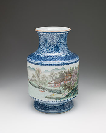 A Chinese Blue, White and Famille Rose 'Landscape' Lantern Vase, Qianlong Mark, Republican Period (1911-1949) par  Chinese Art