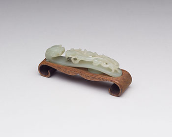 Chinese Pale Celadon Jade Belthook, 19th Century par  Chinese Art