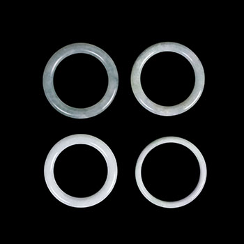 	Group of Four Jadeite Bangles, 20th Century par  Chinese Art