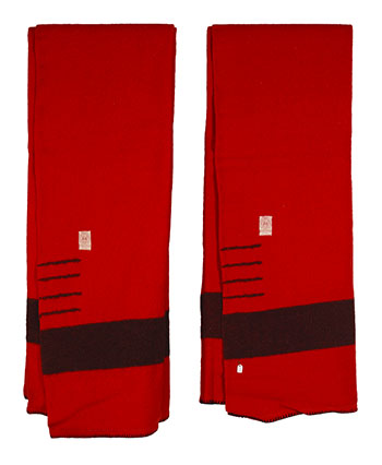 HBC Point Blanket, 4 point, Separated pair, Scarlet with Black border (#59) by Hudson's Bay Company 