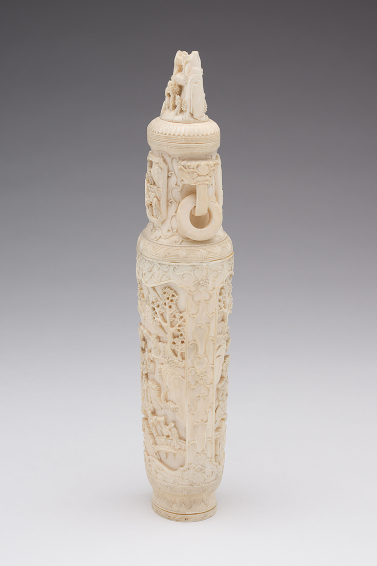 A Chinese Ivory Carved 'Figural' Vase and Cover, Early 20th Century par  Chinese Art