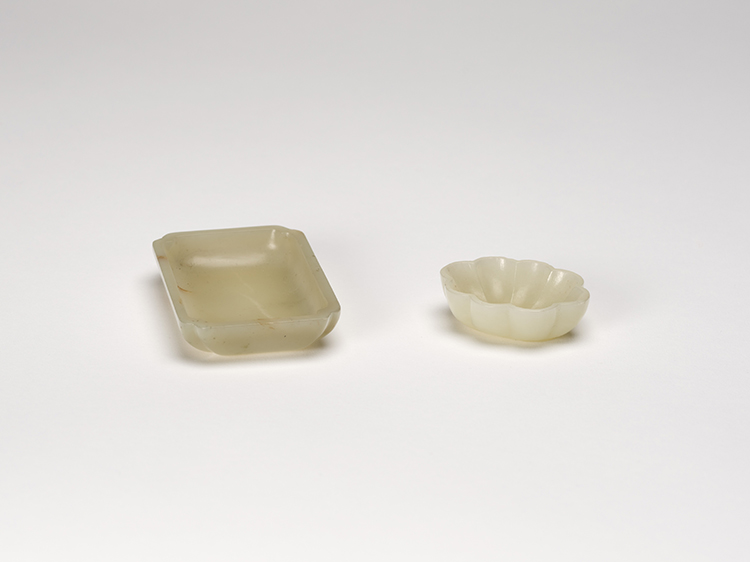 Two Chinese Miniature Pale Celadon Jade Trays, Late Qing Dynasty par  Chinese Art