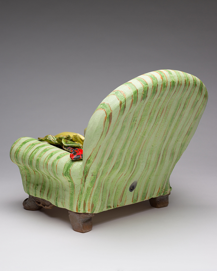 Green Chair with Vegetables par Victor Cicansky