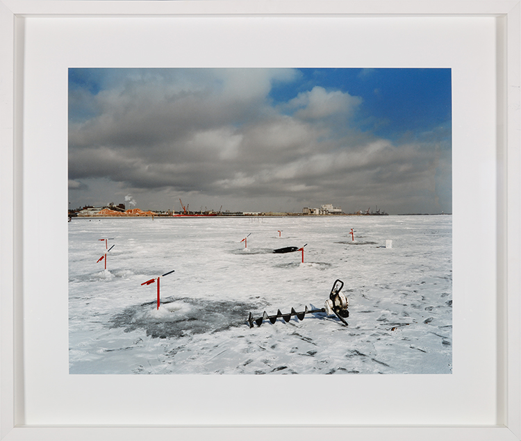 Pêche sur la glace, Longueuil, 2007 par Bertrand Carrière